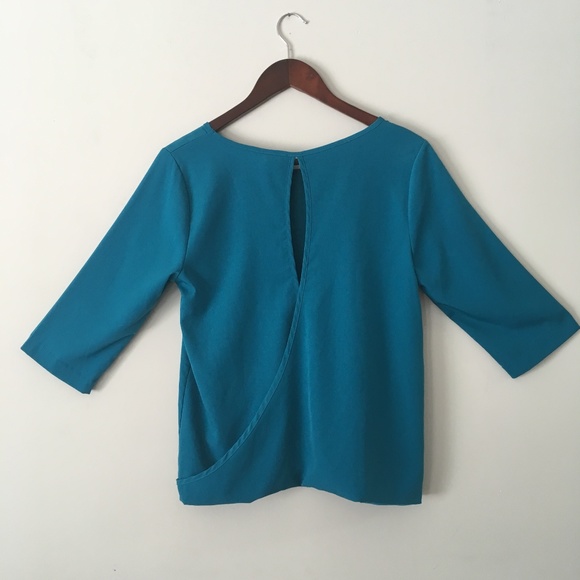 Aqua Blue Scoop Neck Top w/ Criss Cross Back Detai - Picture 3 of 5